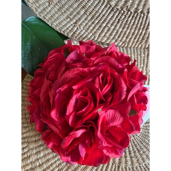 To someone special FAUX roses - Picture 2 of 11